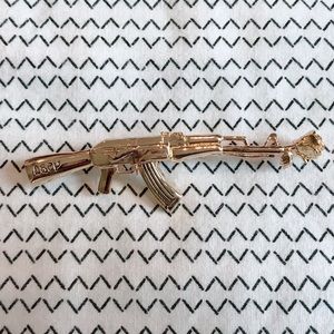 OBEY Guns and Roses Pin